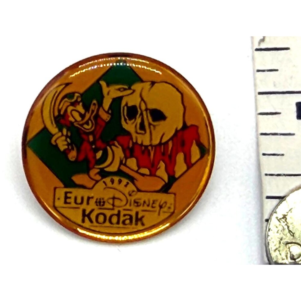 1992 Euro Disney Resort Kodak Official Sponsor Pin Donald Duck Pirate Adventurel